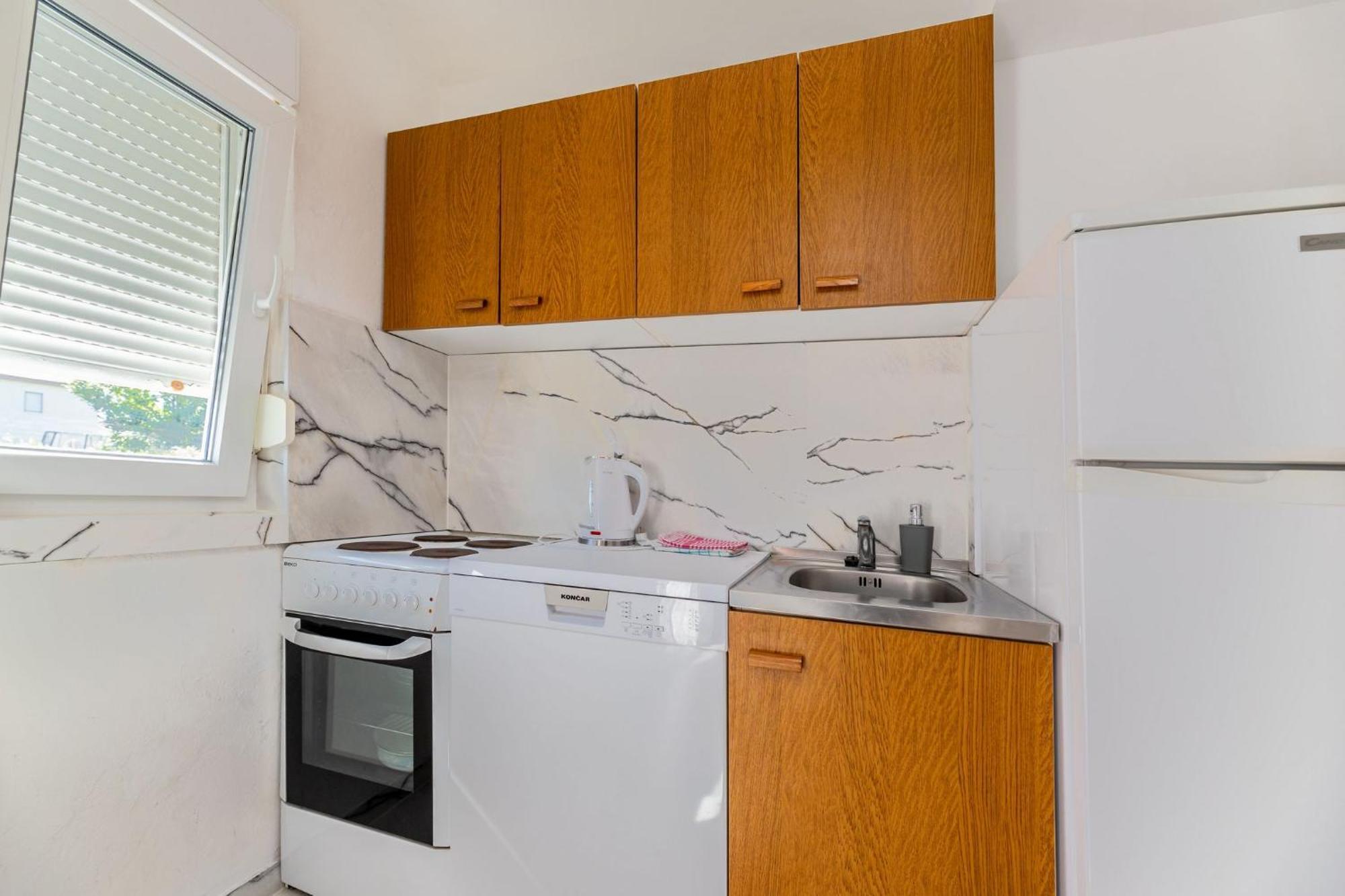 Apartments Janko Zarok Baska  Exterior photo