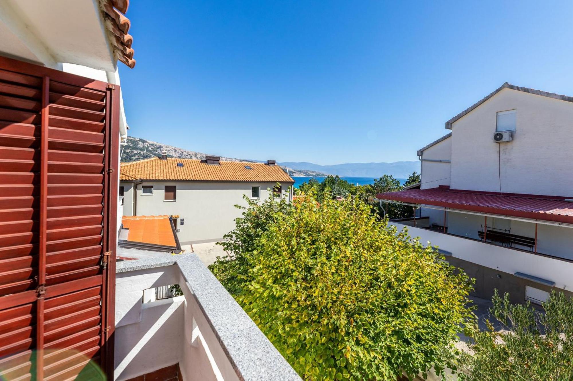 Apartments Janko Zarok Baska  Exterior photo