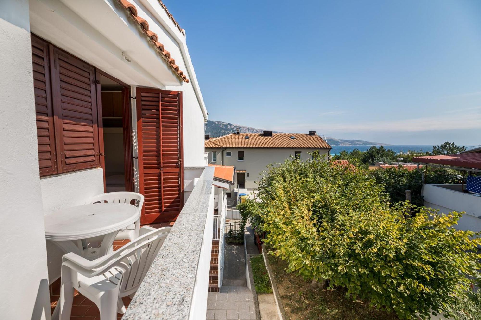 Apartments Janko Zarok Baska  Exterior photo