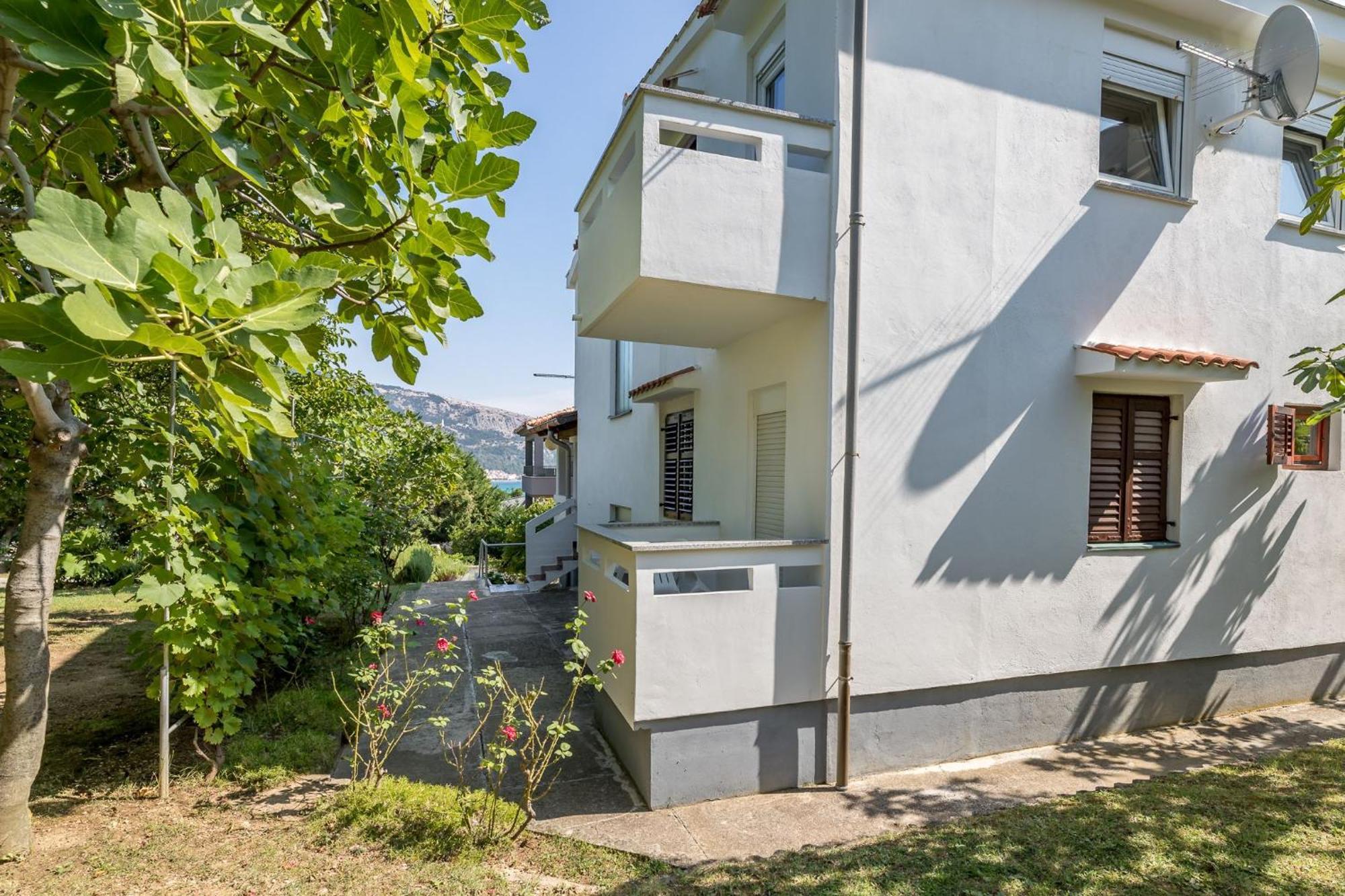 Apartments Janko Zarok Baska  Exterior photo