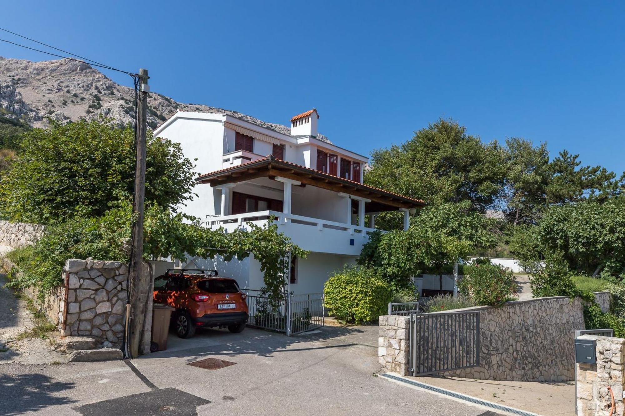 Apartments Janko Zarok Baska  Exterior photo
